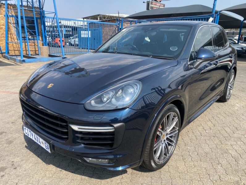 
								2016 PORSCHE CAYENNE GTS full									
