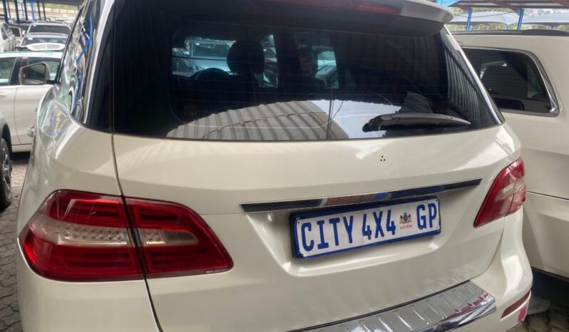 
								2012 MERCEDES BENZ full									