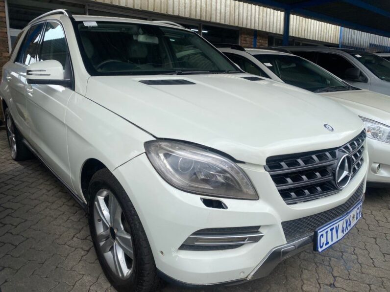 
								2012 MERCEDES BENZ full									