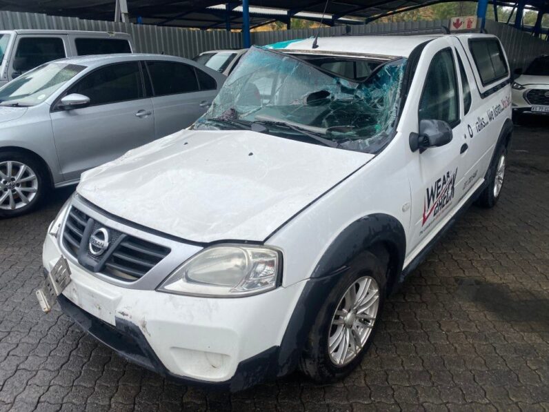 
								2013 NISSAN NP200 1.6 full									