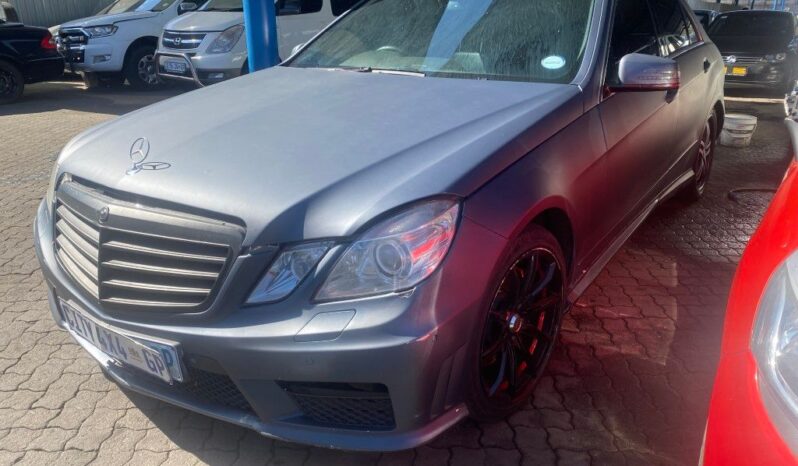 
								2011 MERCEDES BENZ E300 full									