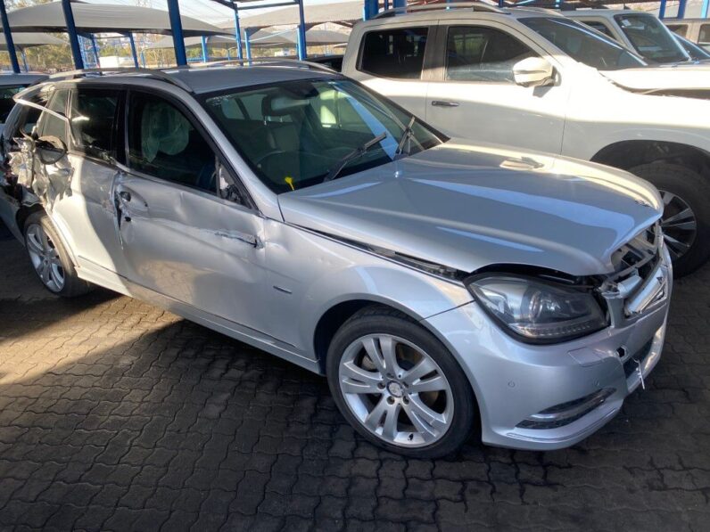
								2012 MERCEDES BENZ C180 full									