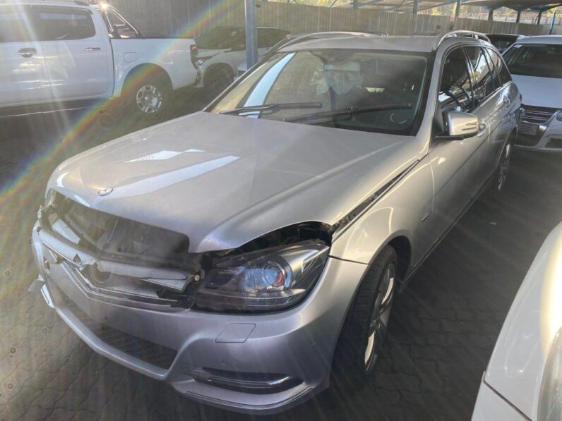 
								2012 MERCEDES BENZ C180 full									