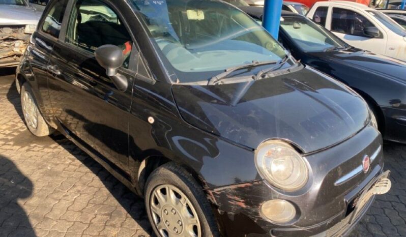 
								2015 FIAT 500 full									