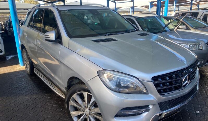 
								2015 MERCEDES BENZ ML250 BLUETEC full									