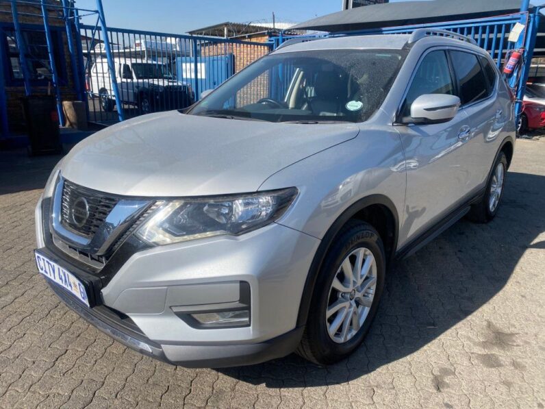 
								2020 NISSAN XTRAIL full									