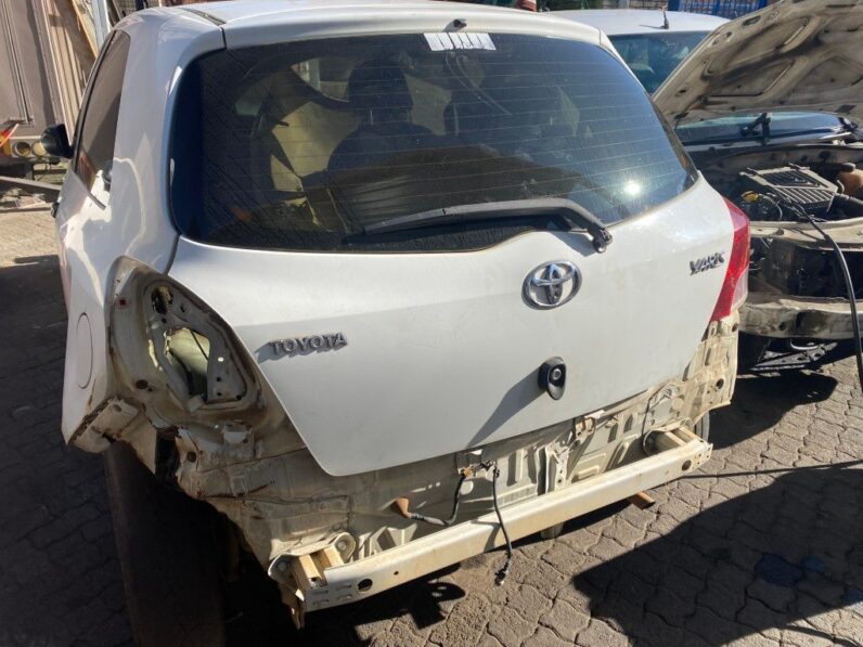 
								2010 TOYOTA YARIS T1 3DR full									