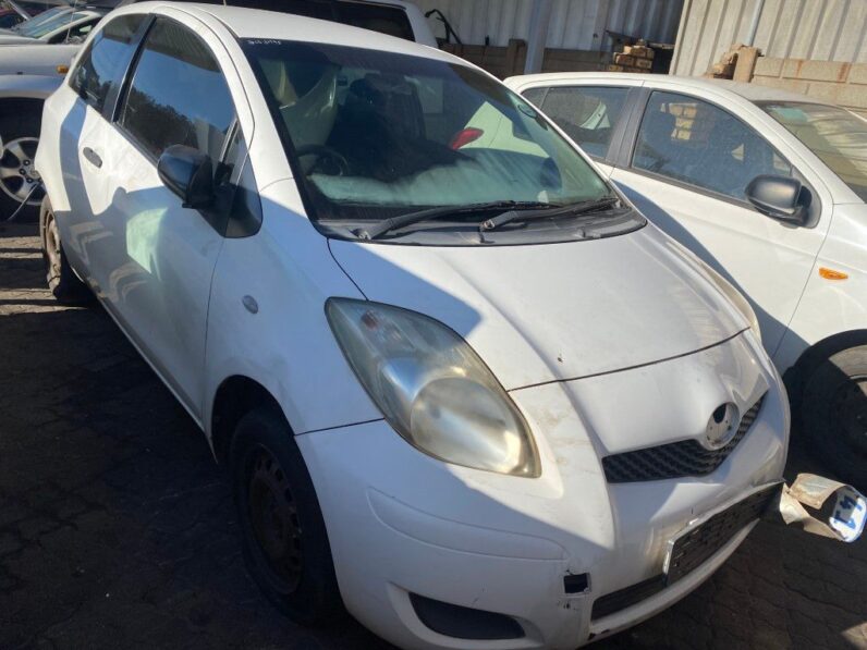 
								2010 TOYOTA YARIS T1 3DR full									