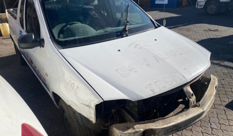 
								2012 NISSAN NP200 1.6 P/B full									