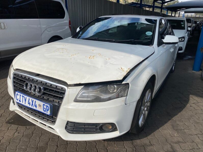 
								2010 AUDI A4 full									