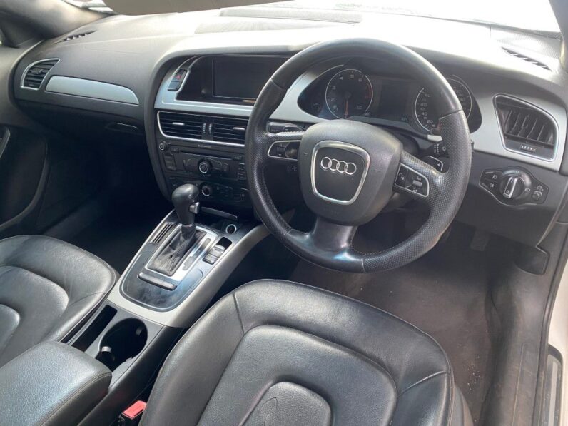 
								2010 AUDI A4 full									