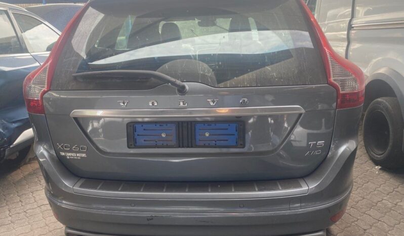 
								2017 VOLVO XC60 /R full									