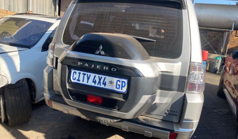 
								2019 MITSUBISHI PAJERO full									