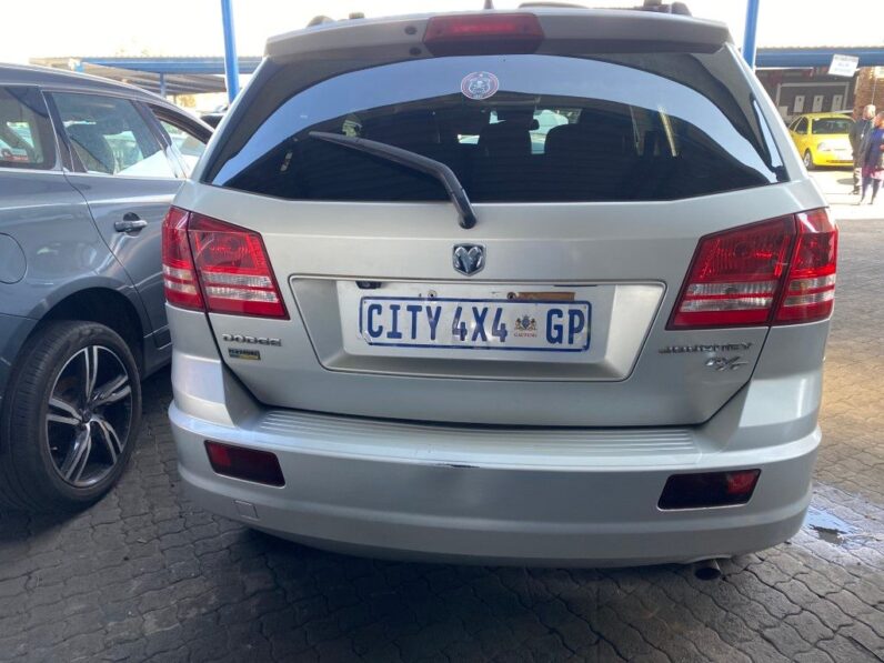 
								2011 DODGE JOURNEY 2.7 RT A/T full									