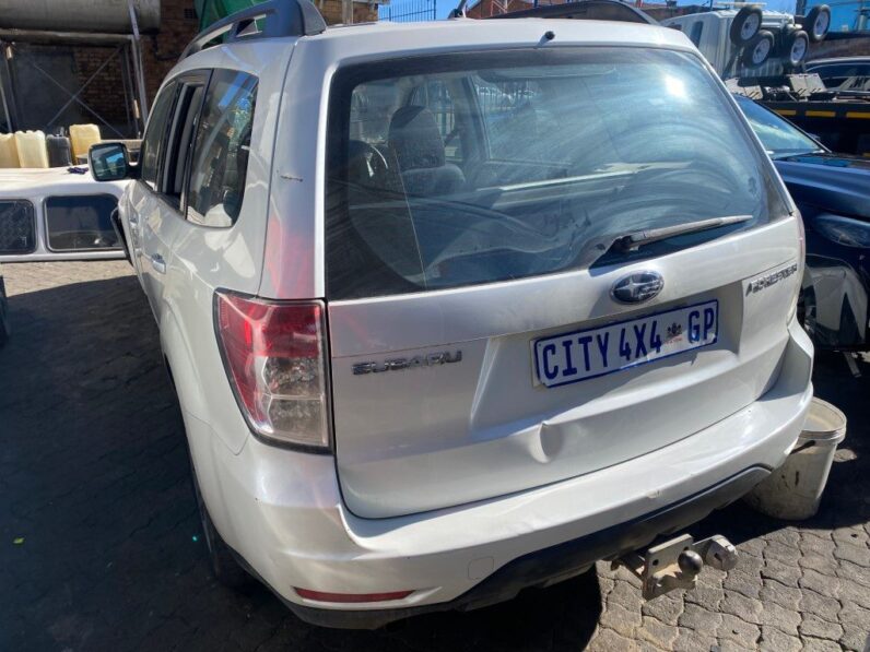 
								2009 SUBARU FORESTER full									