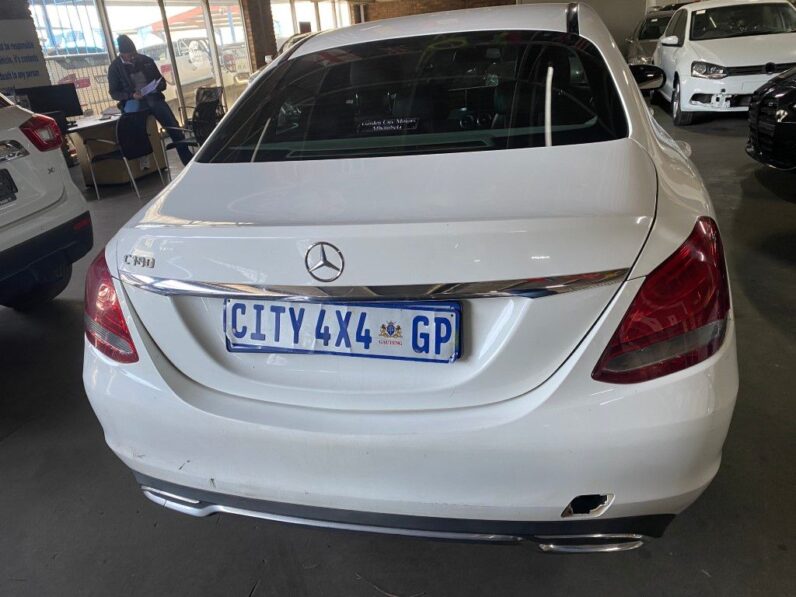 
								2016 MERCEDES BENZ C180 full									