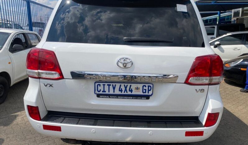 
								2010 TOYOTA LAND CRUISER full									