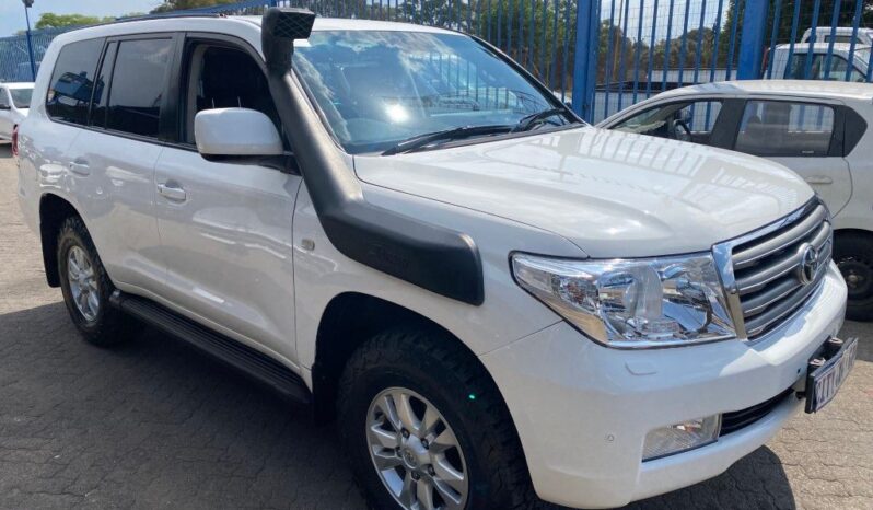 
								2010 TOYOTA LAND CRUISER full									