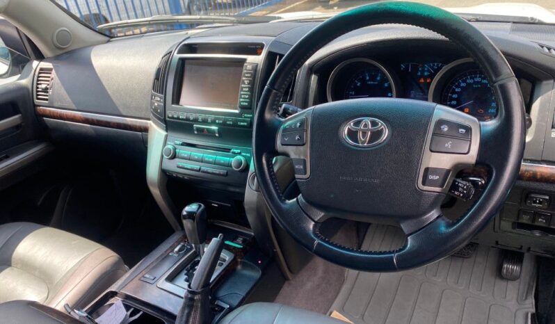 
								2010 TOYOTA LAND CRUISER full									