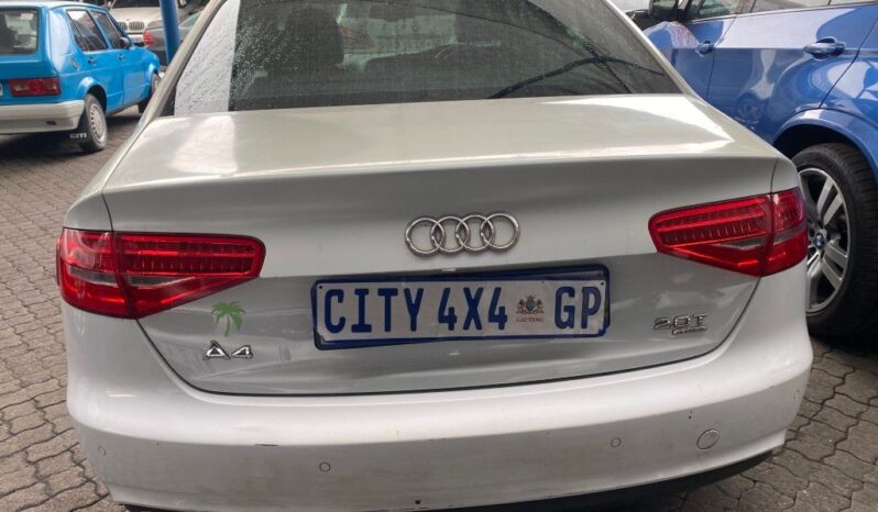 
								2013 AUDI A4 2.0 TURBO full									