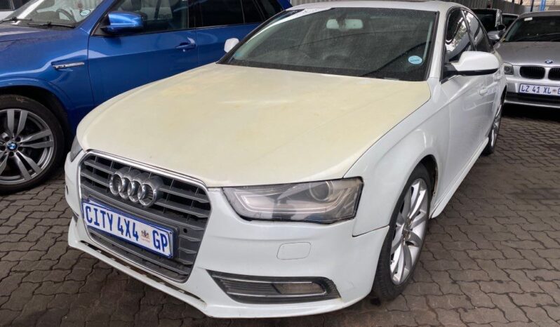 
								2013 AUDI A4 2.0 TURBO full									