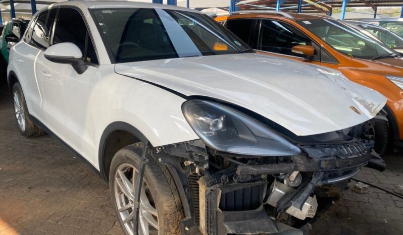 
								2019 PORSCHE CAYENNE full									