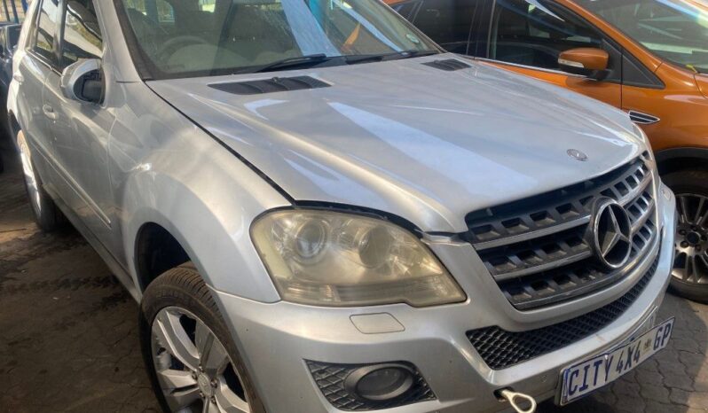 
								2009 MERCEDES BENZ ML320 CDi full									