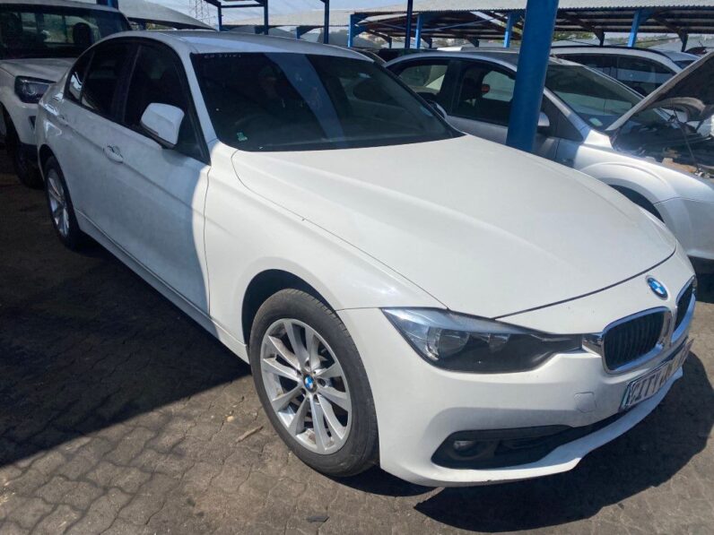 
								2016 BMW 320i full									