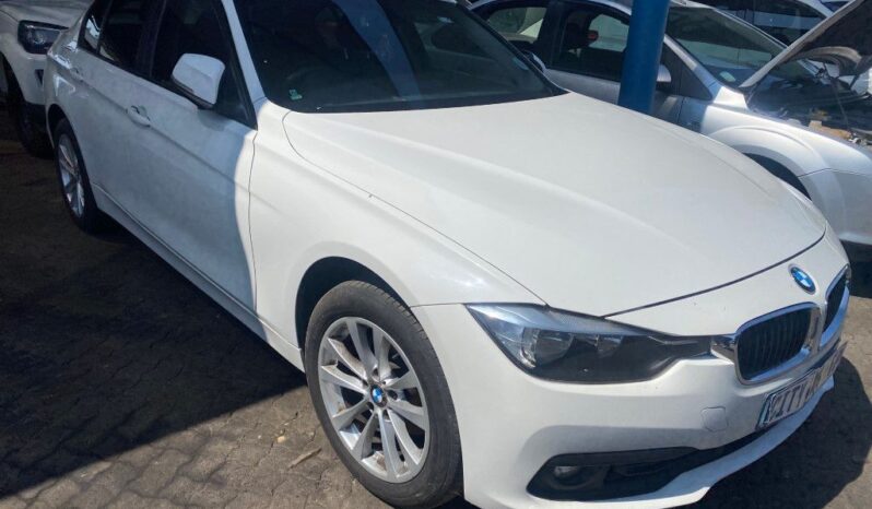 
								2016 BMW 320i full									