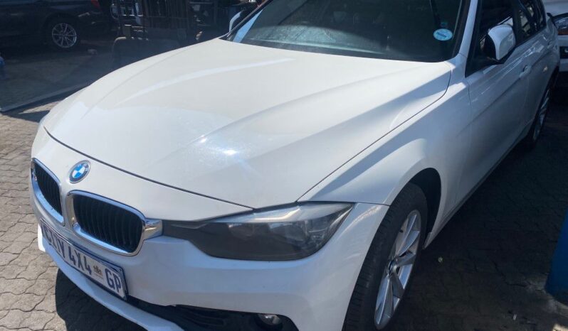 
								2016 BMW 320i full									