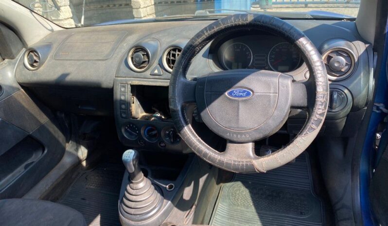 
								2005 FORD FIESTA full									