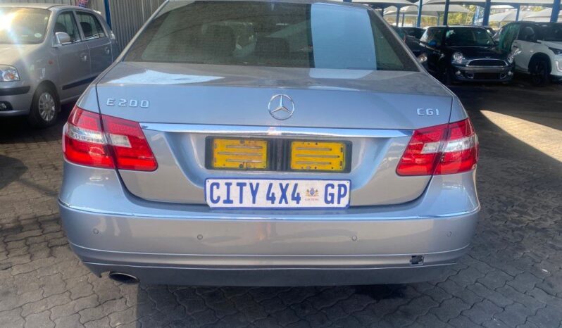 
								2011 MERCEDES BENZ E200 CGI full									