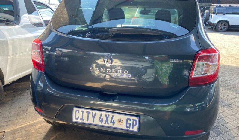 
								2016 RENAULT SANDERO full									