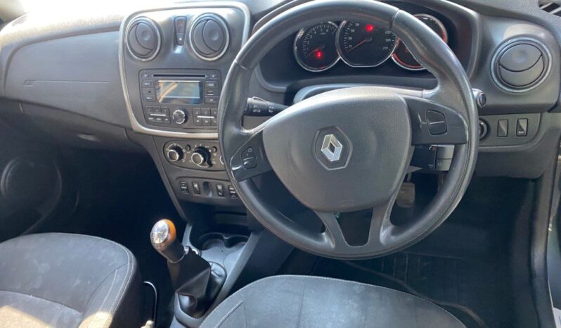 
								2016 RENAULT SANDERO full									