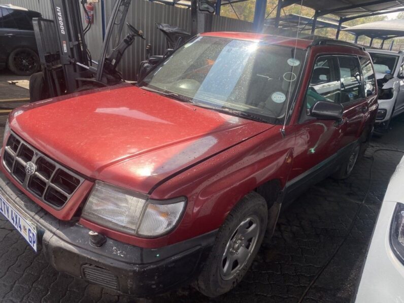 
								1998 SUBARU FORESTER full									