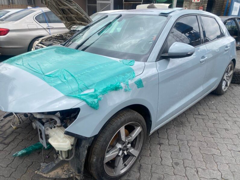 
								2021 AUDI A1 3.0 TFSi full									