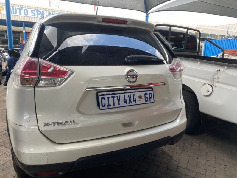 
								2016 NISSAN X TRAIL 2.0 XE full									