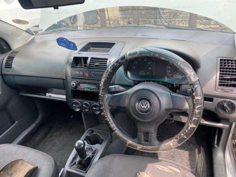 
								2012 VW POLO VIVO full									