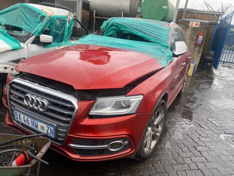 
								2015 AUDI AU 416 Q5 full									