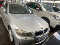 2010 BMW 320i