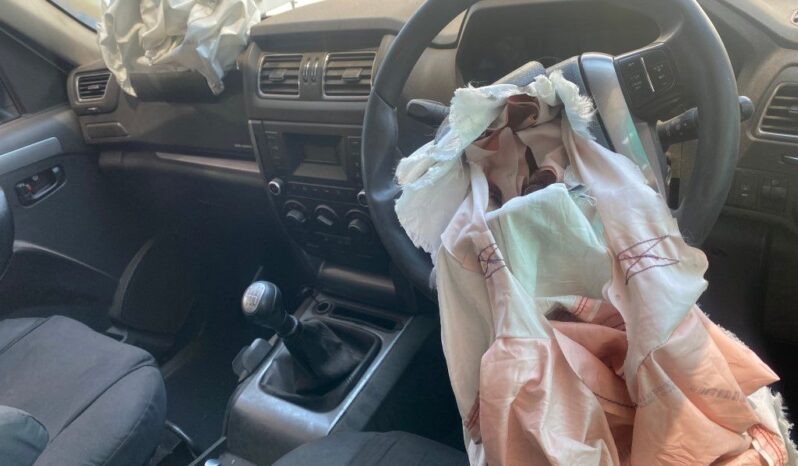 
								2023 MAHINDRA PIK UP full									