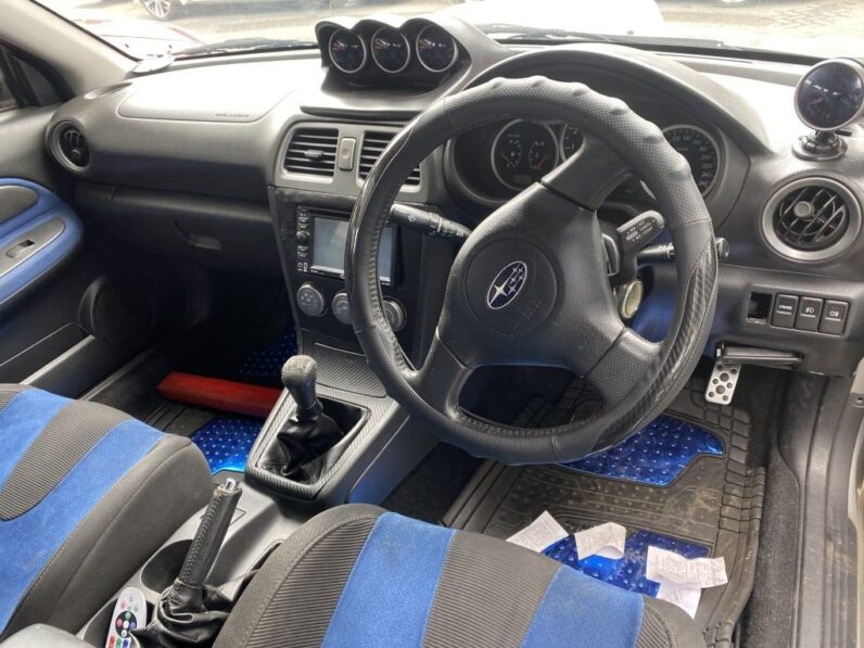 
								2005 SUBARU IMPREZA 2.5 WRX full									