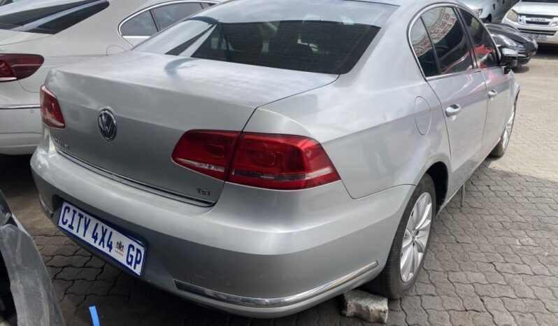
								2012 VW PASSAT full									