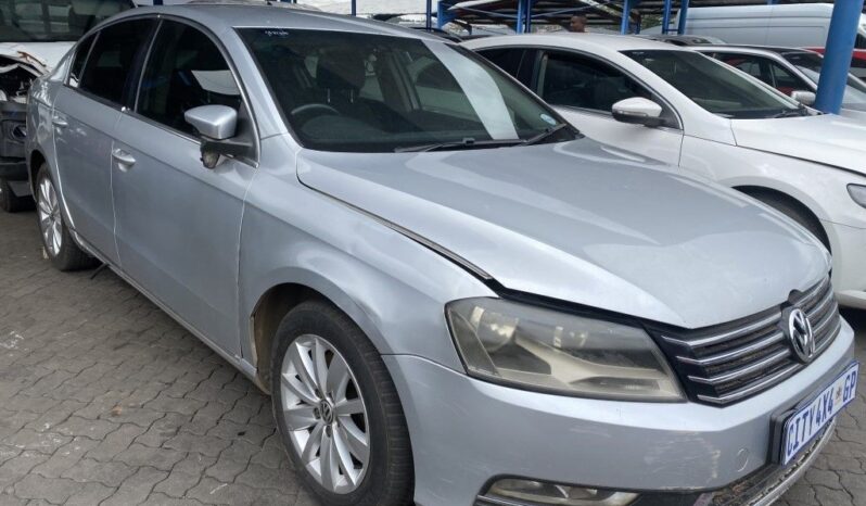 
								2012 VW PASSAT full									