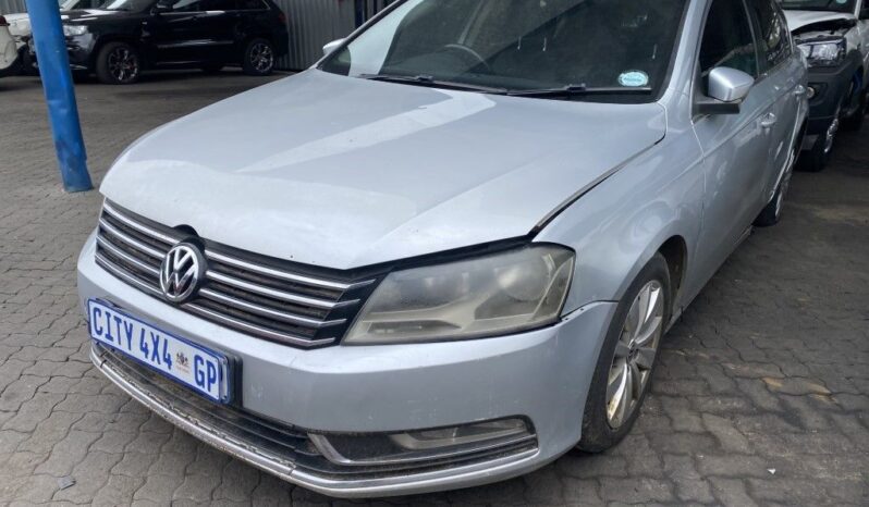 
								2012 VW PASSAT full									
