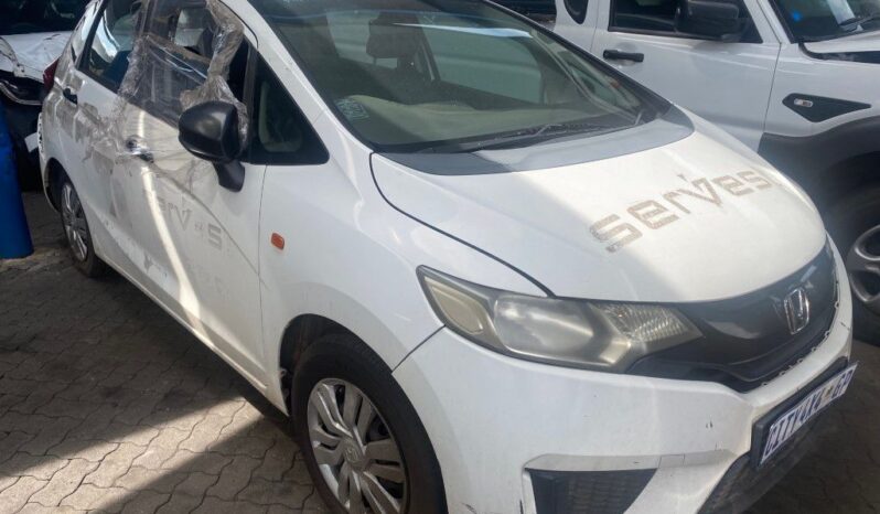 
								2015 HONDA JAZZ 1.2 full									