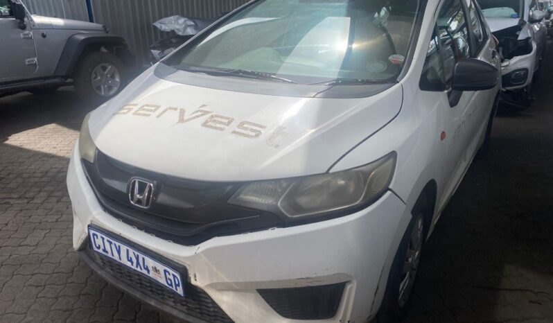 
								2015 HONDA JAZZ 1.2 full									