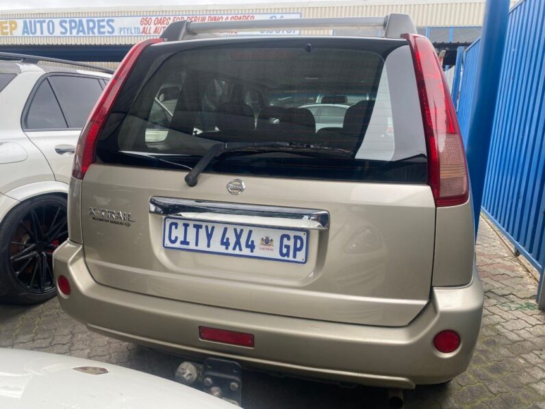 
								2004 NISSAN X TRAIL full									