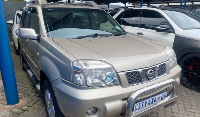 
								2004 NISSAN X TRAIL full									