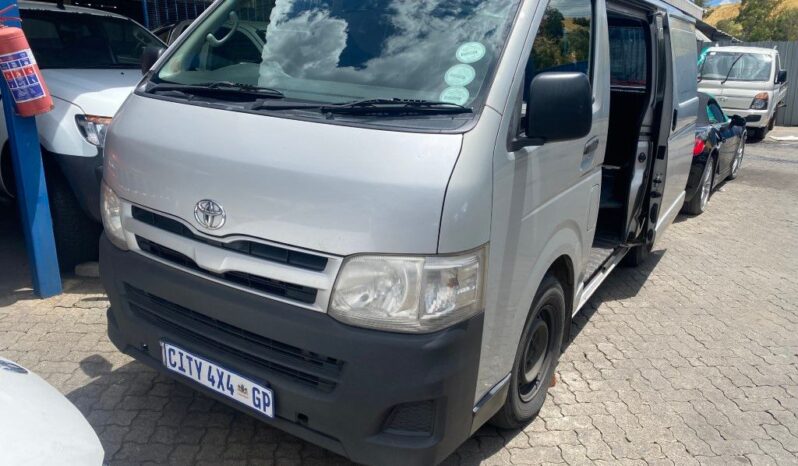 
								2013 TOYOTA QUANTUM full									